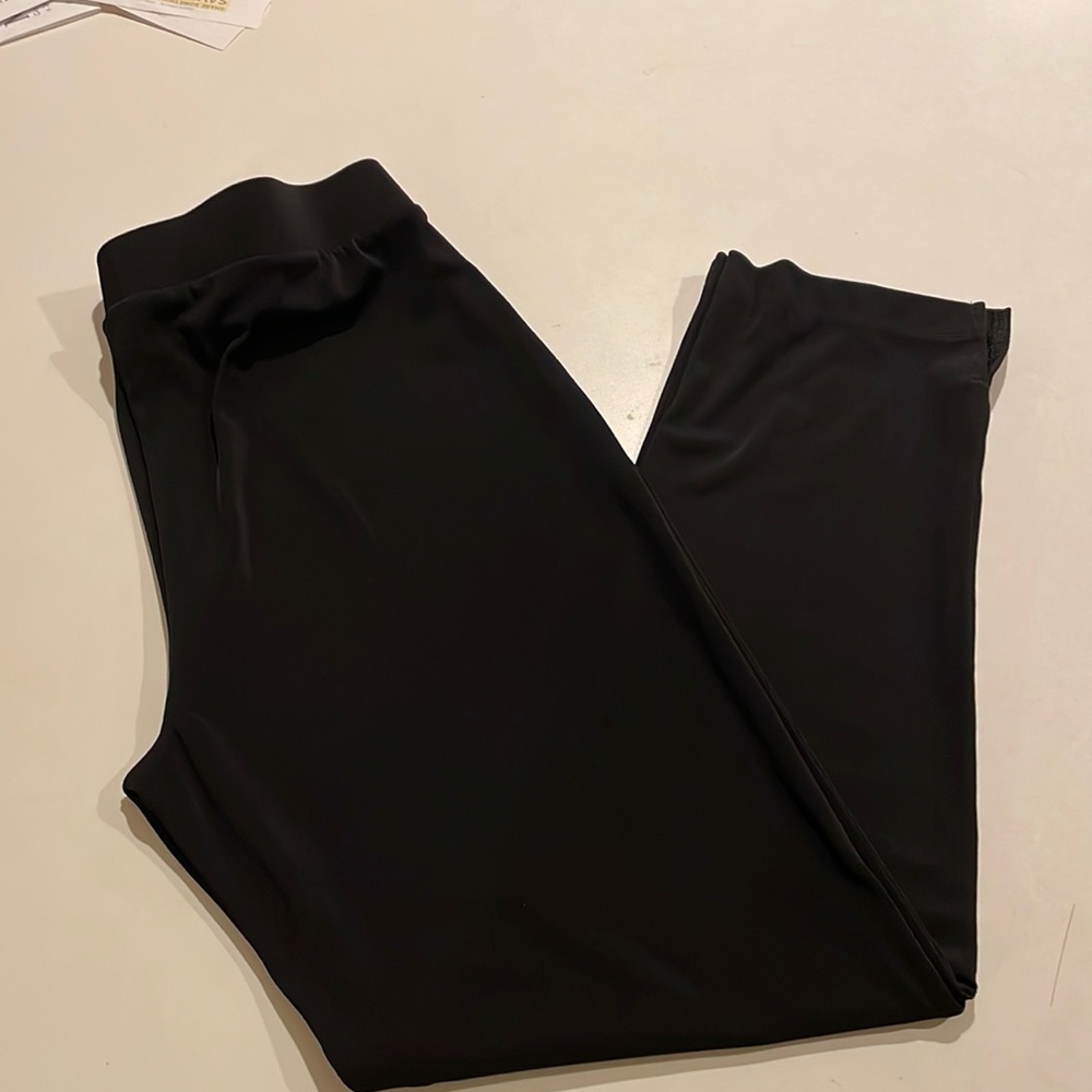 Easywear by Chico's Straight Leg with Slit Pull On Black Pant - Sz 1